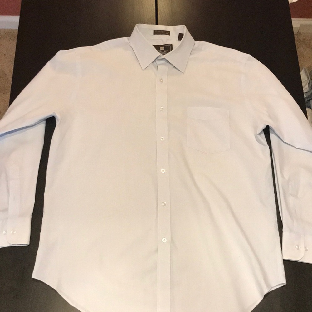Givenchy Monsieur men’s dress shirt light blue size 16 1/2 32-33